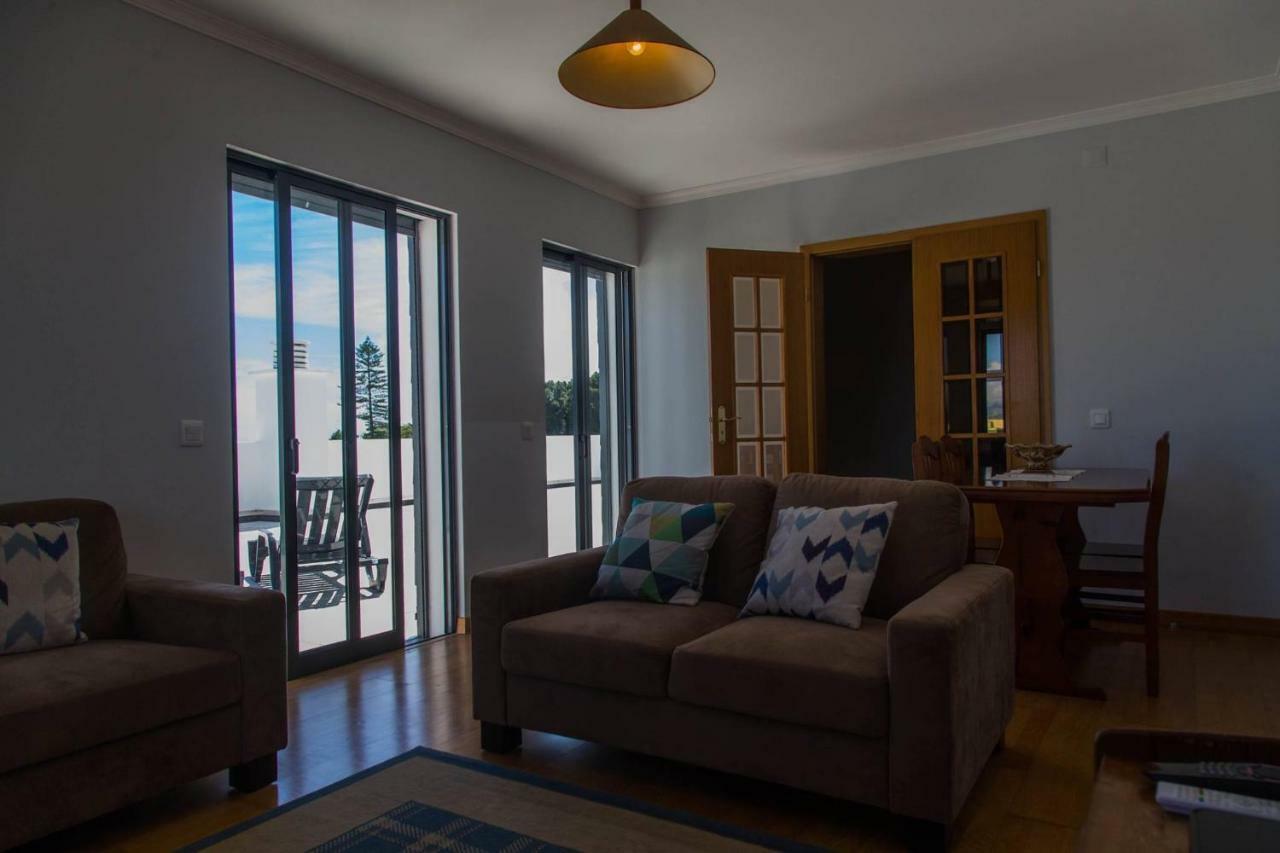 Arquinha Apartment ปอนตาเดลกาดา ภายนอก รูปภาพ